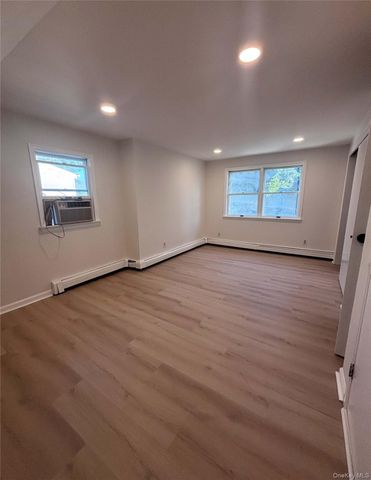 108 Dorset Avenue, Albertson, NY 11507