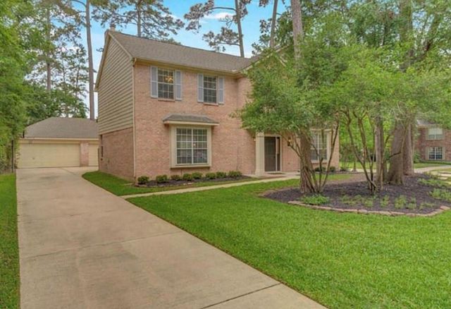 2 Twin Feather Place, The Woodlands, TX 77381