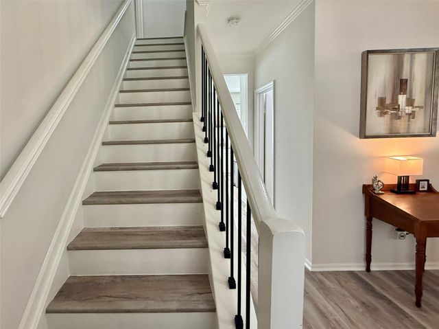 2 Twin Feather Place, The Woodlands, TX 77381