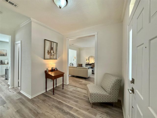 2 Twin Feather Place, The Woodlands, TX 77381