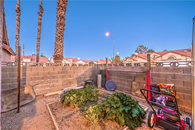 8023 Hackberry Drive, Las Vegas, NV 89123