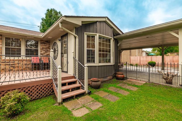 111 Paxton Dr, Hendersonville, TN 37075