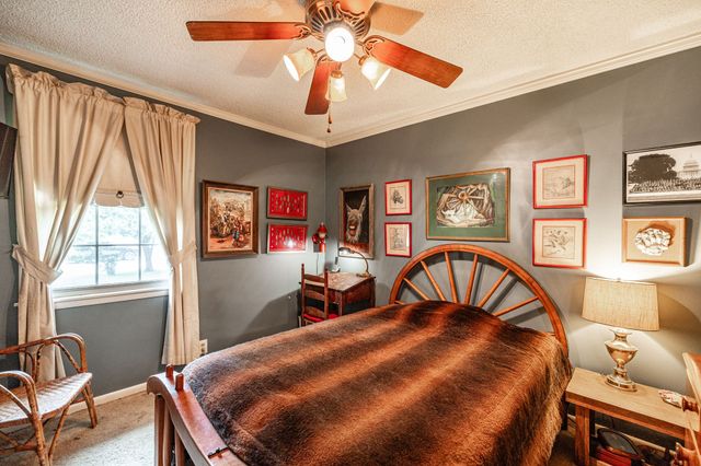 111 Paxton Dr, Hendersonville, TN 37075