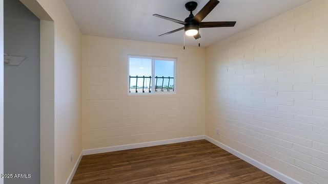 50644 N 1ST Street, Aguila, AZ 85320