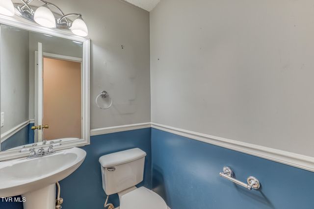 108 Boardwalk, Bristol, TN 37620