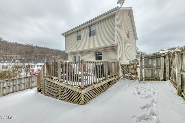 108 Boardwalk, Bristol, TN 37620