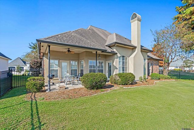 2990 Muirfield Dr, Zachary, LA 70791