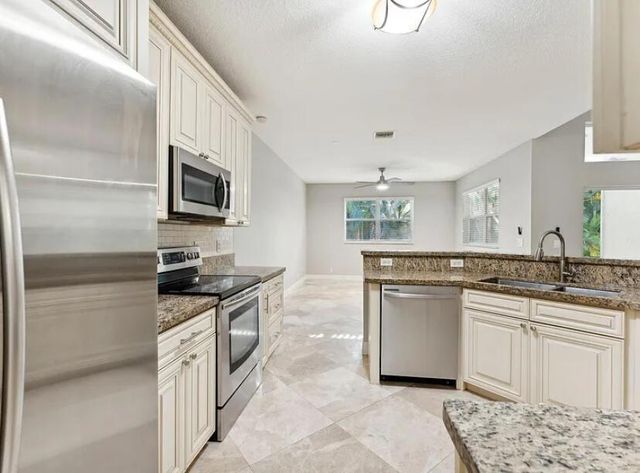 3182 EL CAMINO REAL, West Palm Beach, FL 33409