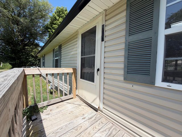 407 W Brown Street, Clever, MO 65631