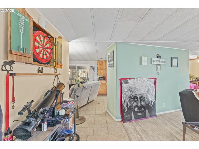 2409 IRELAND Rd, Winston, OR 97496