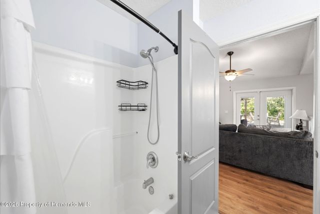 10260 Caracara Avenue, Weeki Wachee, FL 34613
