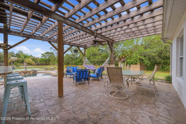 10260 Caracara Avenue, Weeki Wachee, FL 34613