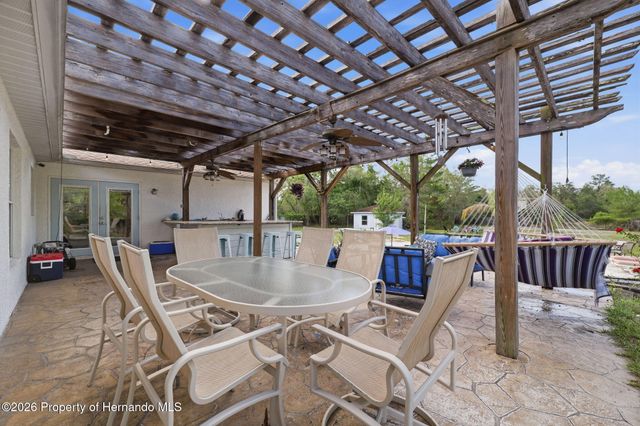 10260 Caracara Avenue, Weeki Wachee, FL 34613