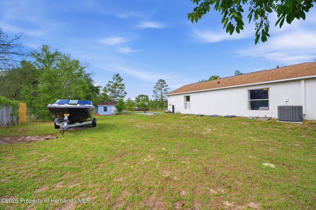 10260 Caracara Avenue, Weeki Wachee, FL 34613