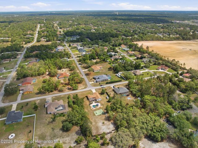 10260 Caracara Avenue, Weeki Wachee, FL 34613