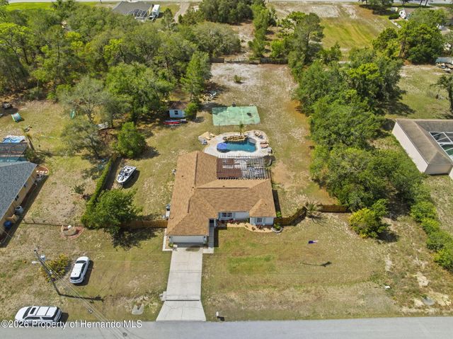 10260 Caracara Avenue, Weeki Wachee, FL 34613