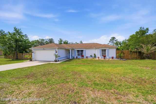 10260 Caracara Avenue, Weeki Wachee, FL 34613