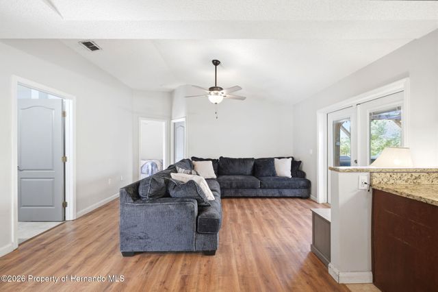 10260 Caracara Avenue, Weeki Wachee, FL 34613