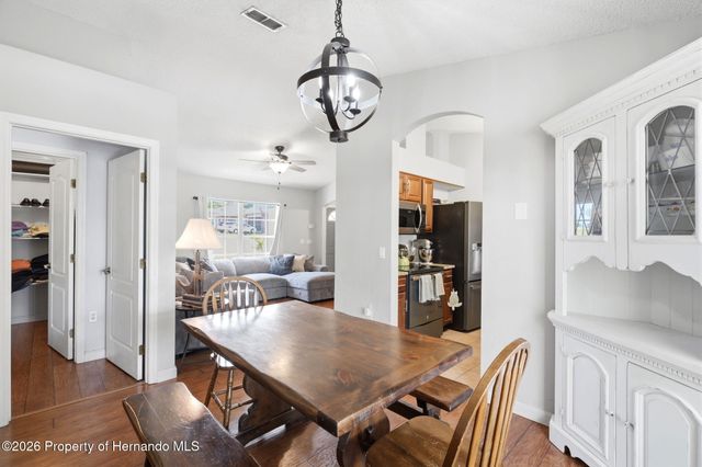 10260 Caracara Avenue, Weeki Wachee, FL 34613