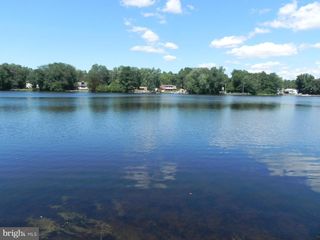 2612 S SHORE DR, Williamstown, NJ 08094