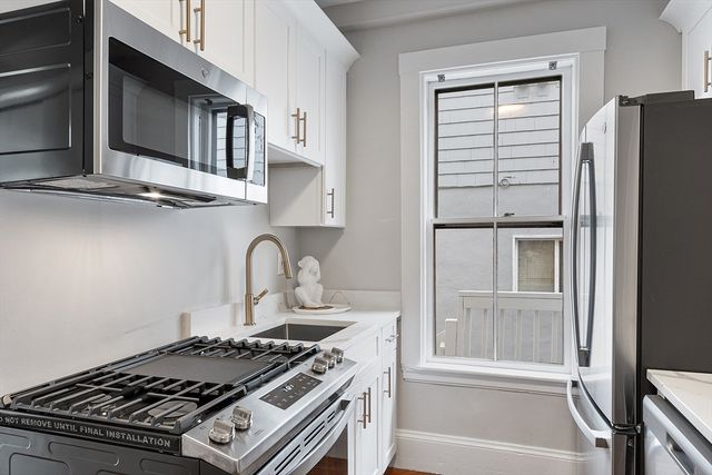 54 Bonair Street 1A, Somerville, MA 02145