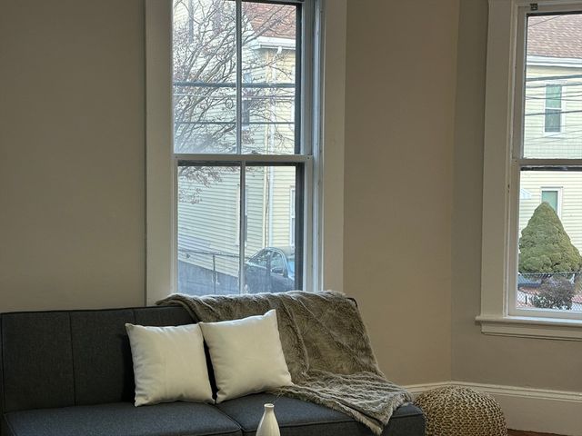 54 Bonair Street 1A, Somerville, MA 02145