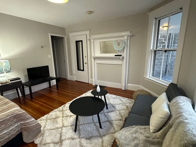 54 Bonair Street 1A, Somerville, MA 02145