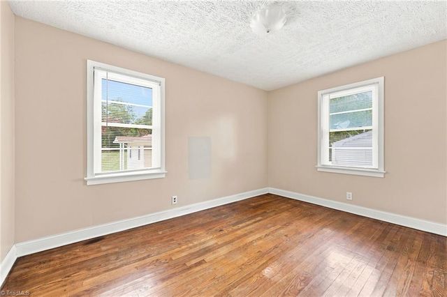 2010 Edgewood Drive, High Point, NC 27262
