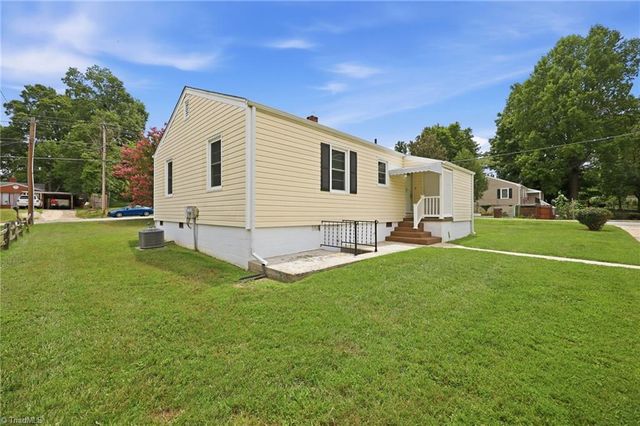 2010 Edgewood Drive, High Point, NC 27262