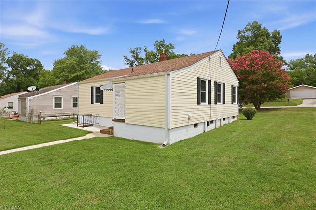 2010 Edgewood Drive, High Point, NC 27262