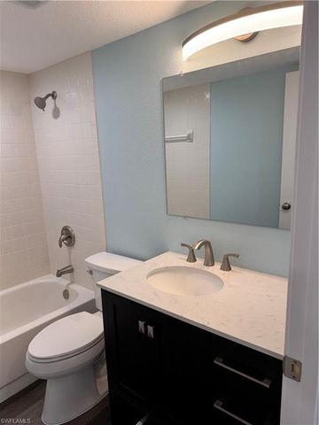 4543 SE 6th PL # 1D, Cape Coral, FL 33904