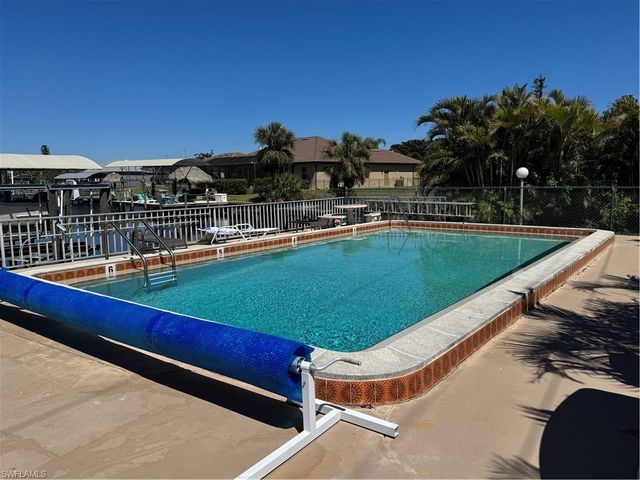 4543 SE 6th PL # 1D, Cape Coral, FL 33904