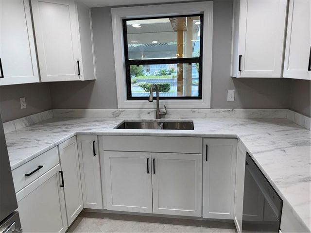 4543 SE 6th PL # 1D, Cape Coral, FL 33904