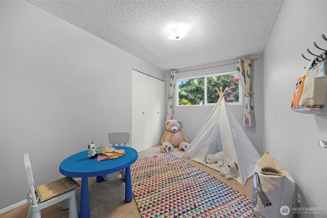 8941 170th Court NE, Redmond, WA 98052