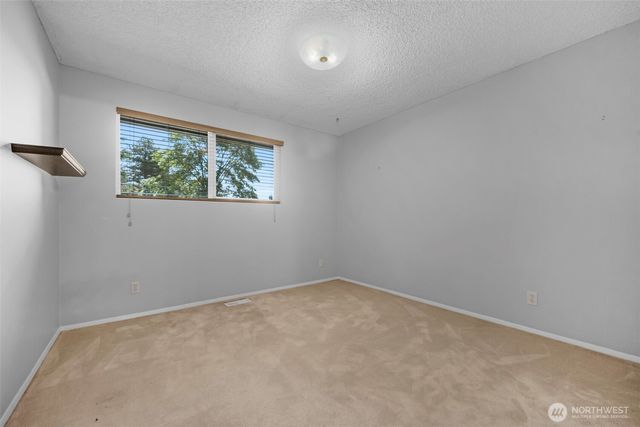 8941 170th Court NE, Redmond, WA 98052