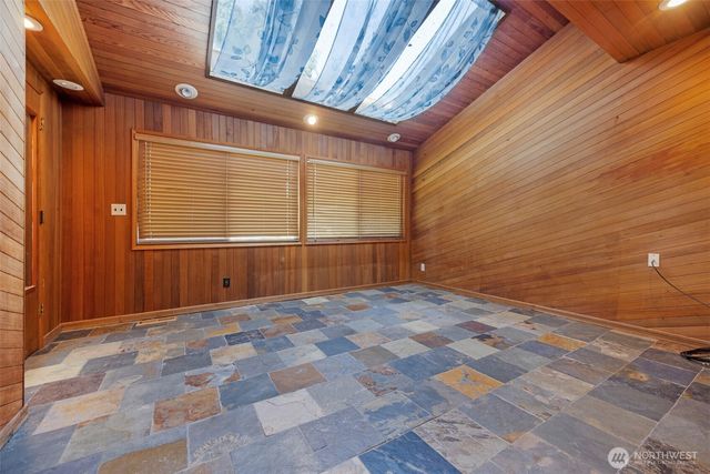 8941 170th Court NE, Redmond, WA 98052