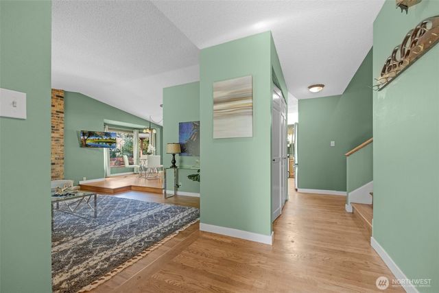8941 170th Court NE, Redmond, WA 98052