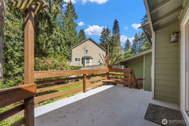 8941 170th Court NE, Redmond, WA 98052