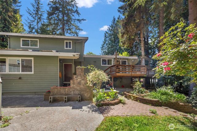 8941 170th Court NE, Redmond, WA 98052