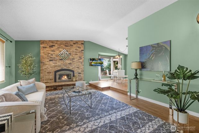 8941 170th Court NE, Redmond, WA 98052