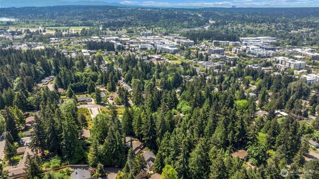 8941 170th Court NE, Redmond, WA 98052