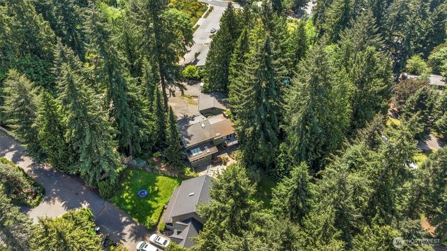 8941 170th Court NE, Redmond, WA 98052