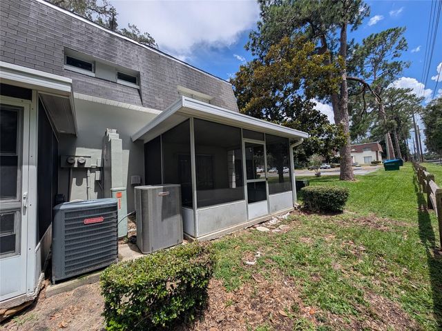 2524 SE 15TH AVENUE B, Ocala, FL 34471