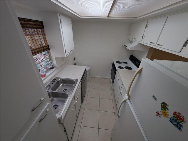 2524 SE 15TH AVENUE B, Ocala, FL 34471