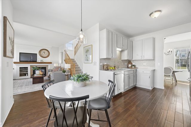 10468 LANSDALE Street, Huntley, IL 60142