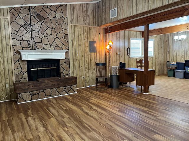 27306 RR 12, Dripping Springs, TX 78620