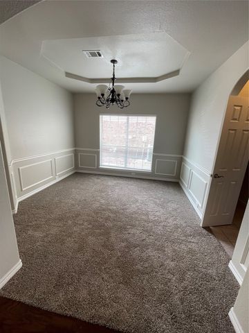 2740 Eastland Drive, Grand Prairie, TX 75052