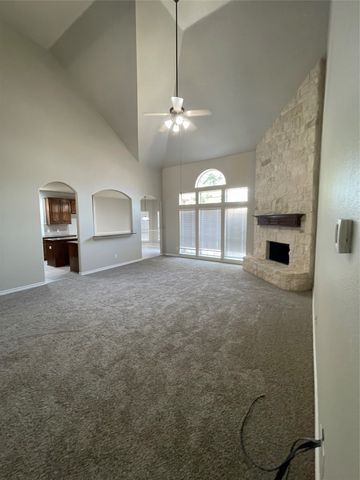 2740 Eastland Drive, Grand Prairie, TX 75052