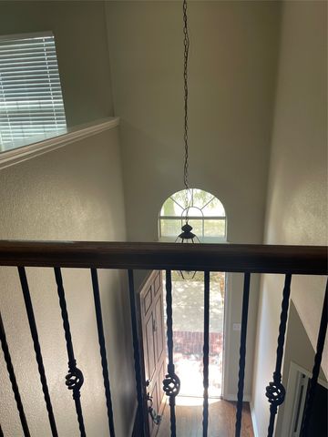 2740 Eastland Drive, Grand Prairie, TX 75052
