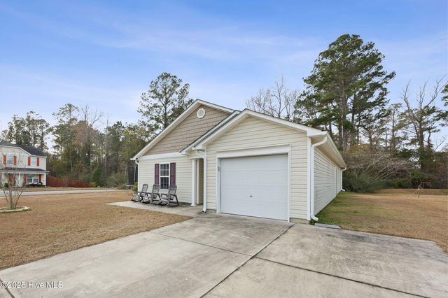5425 Sessoms Way, Leland, NC 28451